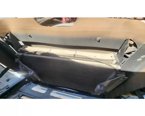 Freightliner M2 106 Intercooler
