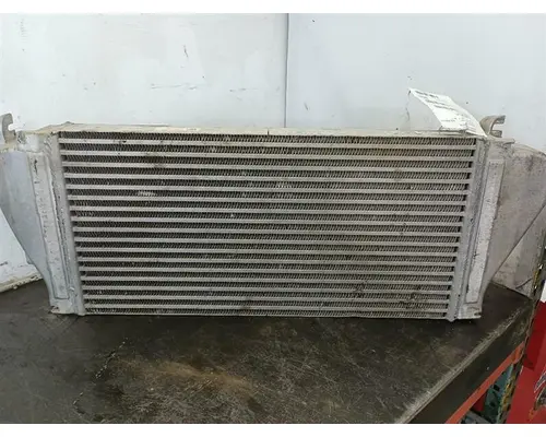Freightliner M2 106 Intercooler