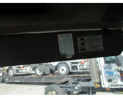 Interior Sun Visor FREIGHTLINER M2 106 LKQ Heavy Truck - Tampa