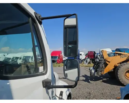 Freightliner M2 106 Mirror (Side View)