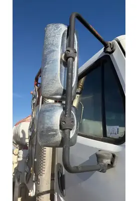 Freightliner M2 106 Mirror (Side View)