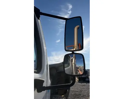 Freightliner M2 106 Mirror (Side View)