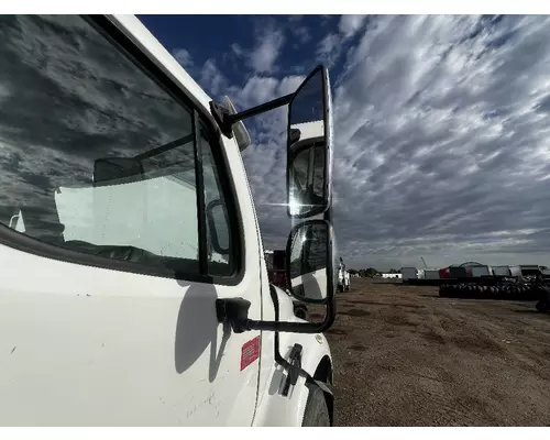 Mirror (Side View) FREIGHTLINER M2 106 DTI Trucks