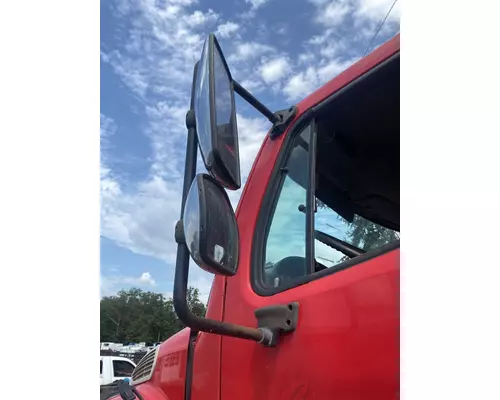 Freightliner M2 106 Mirror (Side View)