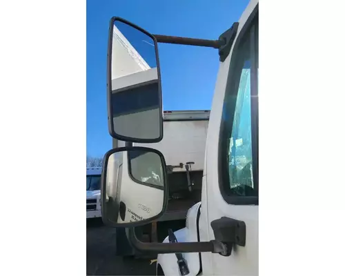 Freightliner M2 106 Mirror (Side View)