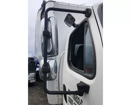 Freightliner M2 106 Mirror (Side View)