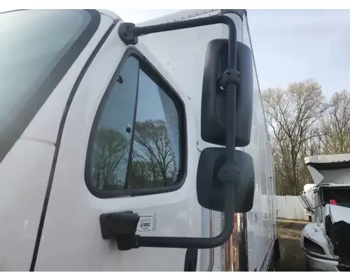 Freightliner M2 106 Mirror (Side View)