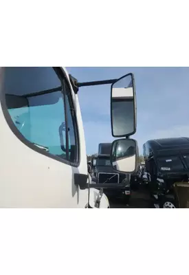 Freightliner M2 106 Mirror (Side View)