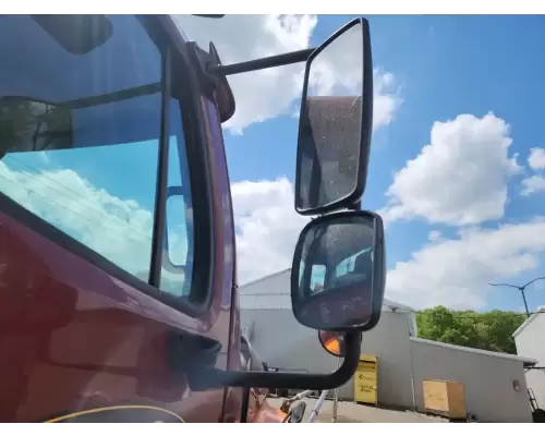 Freightliner M2 106 Mirror (Side View)
