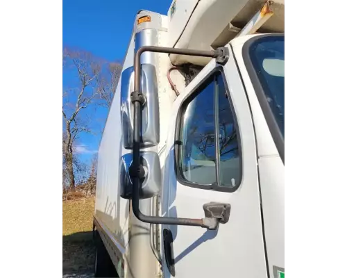 Freightliner M2 106 Mirror (Side View)