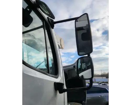 Freightliner M2 106 Mirror (Side View)