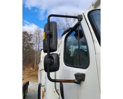 Freightliner M2 106 Mirror (Side View)