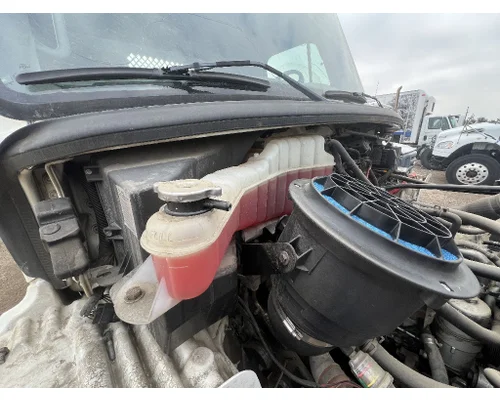 Radiator Overflow Bottle FREIGHTLINER M2 106 DTI Trucks