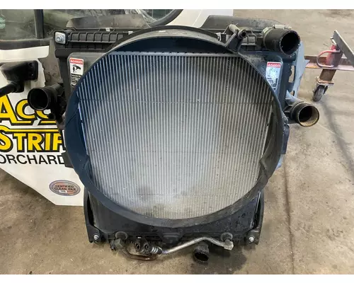 Radiator FREIGHTLINER M2 106 Dutchers Inc   Heavy Truck Div  Ny