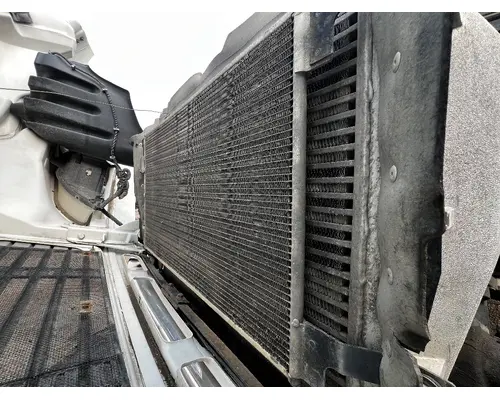 Radiator FREIGHTLINER M2 106 DTI Trucks