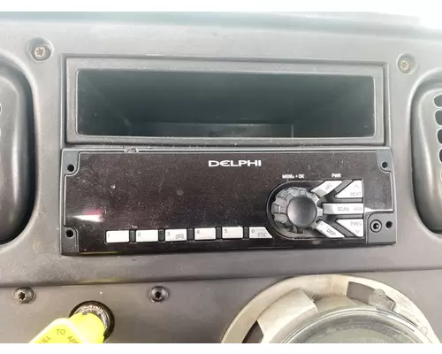 Freightliner M2 106 Radio