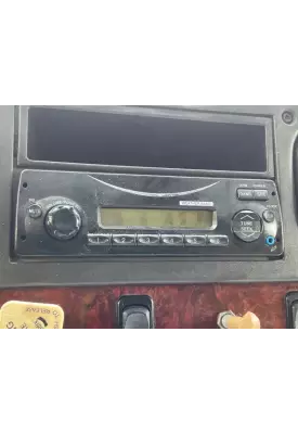 Freightliner M2 106 Radio