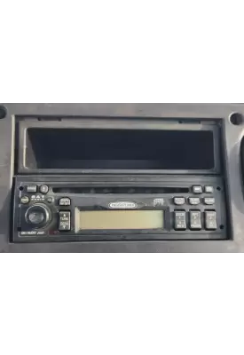 Freightliner M2 106 Radio