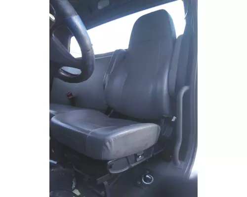 Seat, Front FREIGHTLINER M2 106 LKQ Wholesale Truck Parts