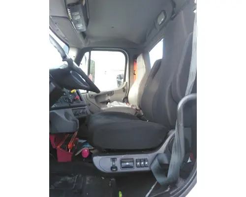 Seat, Front FREIGHTLINER M2 106 LKQ Evans Heavy Truck Parts