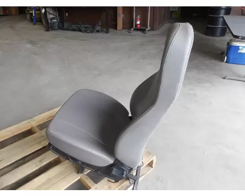 Seat, Front FREIGHTLINER M2 106 LKQ Heavy Truck Maryland