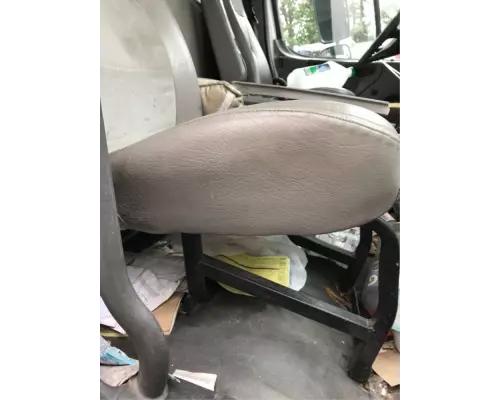 Seat, Front Freightliner M2 106 Complete Recycling