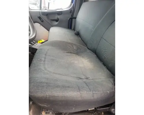 Freightliner M2 106 Seat, Front