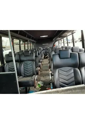 Freightliner M2 106 Seat, Front