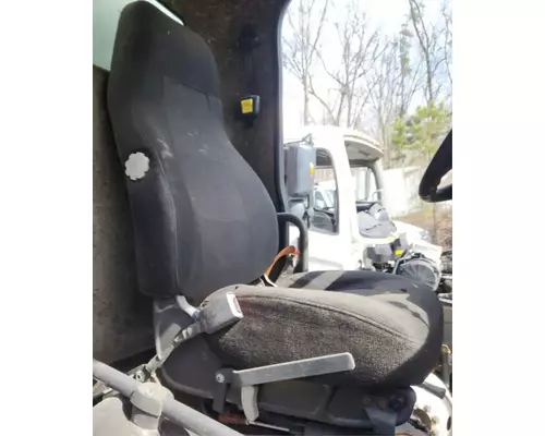 Freightliner M2 106 Seat, Front