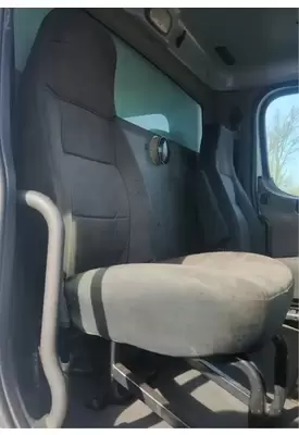 Freightliner M2 106 Seat, Front