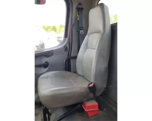 Freightliner M2 106 Seat, Front