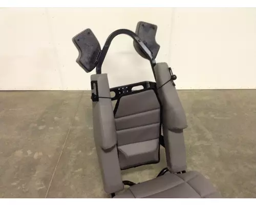 Freightliner M2 106 Seat (non-Suspension)