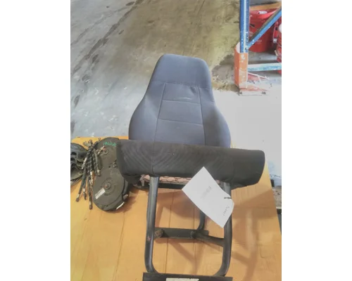 Seat, Front FREIGHTLINER M2 106 LKQ Heavy Truck - Tampa