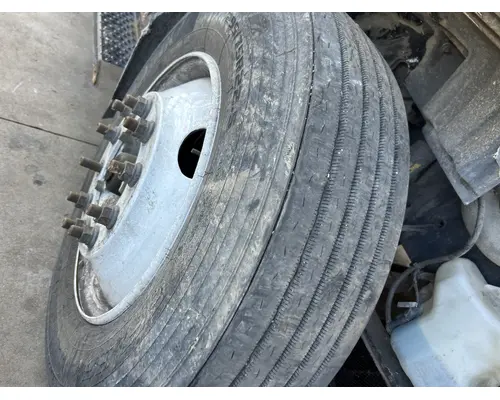 Spindle / Knuckle, Front FREIGHTLINER M2 106 DTI Trucks