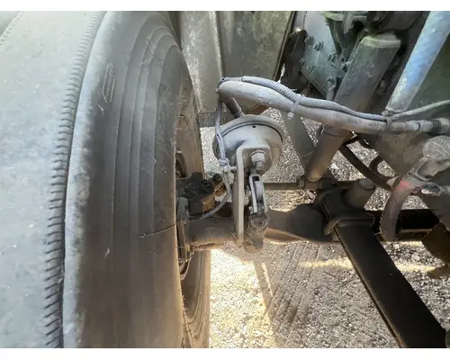 Spindle / Knuckle, Front FREIGHTLINER M2 106 DTI Trucks