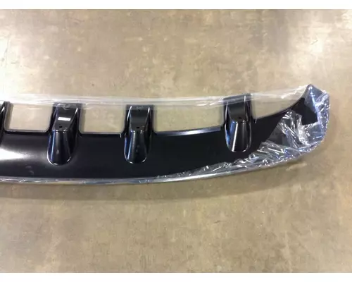 Freightliner M2 106 Sun Visor (Exterior)