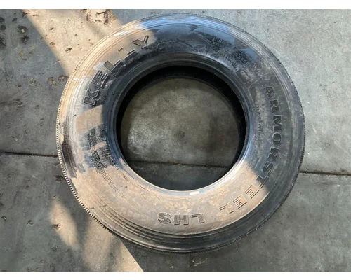 Tires FREIGHTLINER M2-106 Vander Haags Inc COL