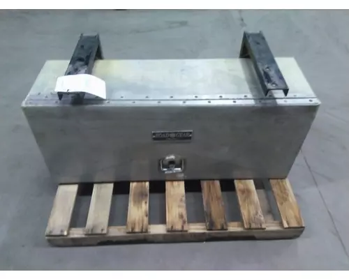 Tool Box FREIGHTLINER M2 106 LKQ Geiger Truck Parts