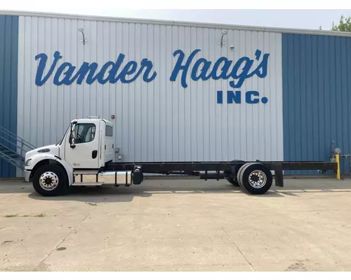 Complete Vehicle FREIGHTLINER M2-106 Vander Haags Inc Sp