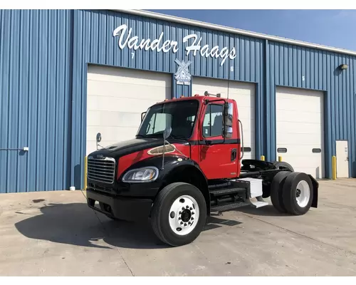 Freightliner M2 106 Truck