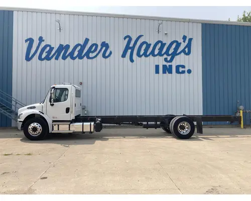 Complete Vehicle FREIGHTLINER M2-106 Vander Haags Inc Cb