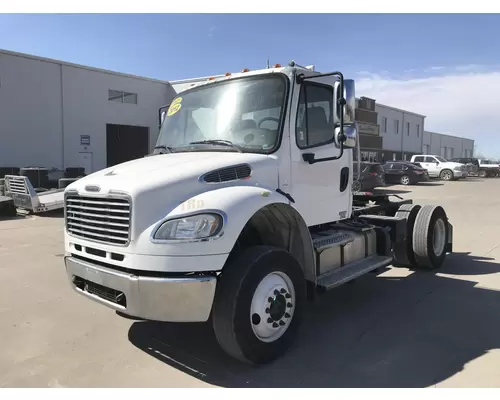 Complete Vehicle FREIGHTLINER M2-106 Vander Haags Inc Kc