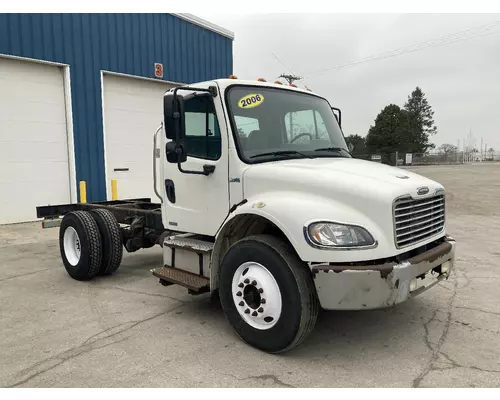 Freightliner M2 106 Truck