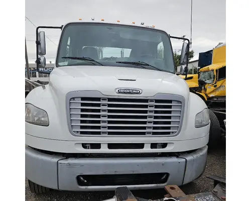 Complete Vehicle FREIGHTLINER M2 106 LKQ Wholesale Truck Parts