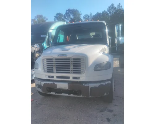Complete Vehicle FREIGHTLINER M2 106 LKQ Evans Heavy Truck Parts