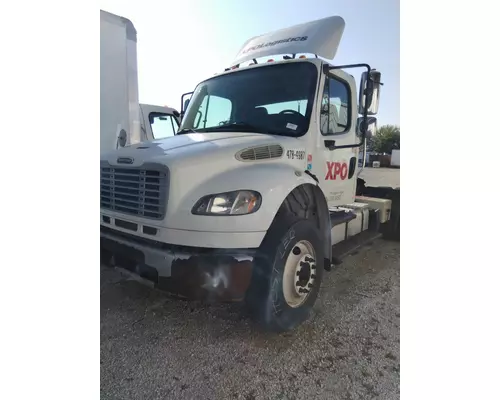 Complete Vehicle FREIGHTLINER M2 106 LKQ Geiger Truck Parts