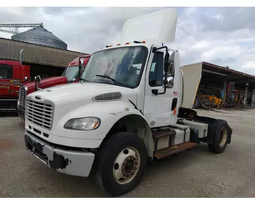 Complete Vehicle FREIGHTLINER M2 106 LKQ Thompson Motors - Wykoff