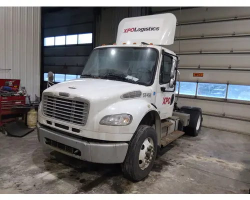 Complete Vehicle FREIGHTLINER M2 106 LKQ Thompson Motors - Wykoff