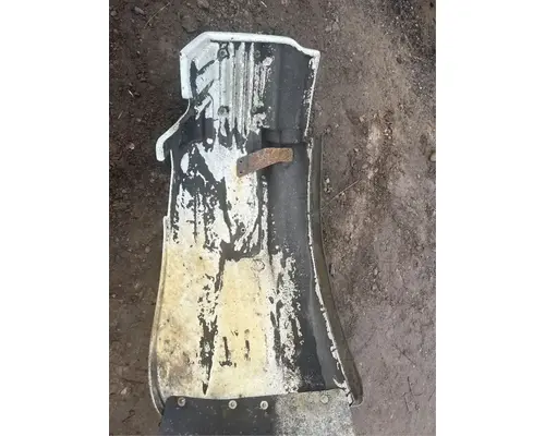Freightliner M2 112 Heavy Duty Fender Extension