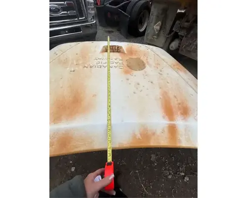 Freightliner M2 112 Heavy Duty Hood